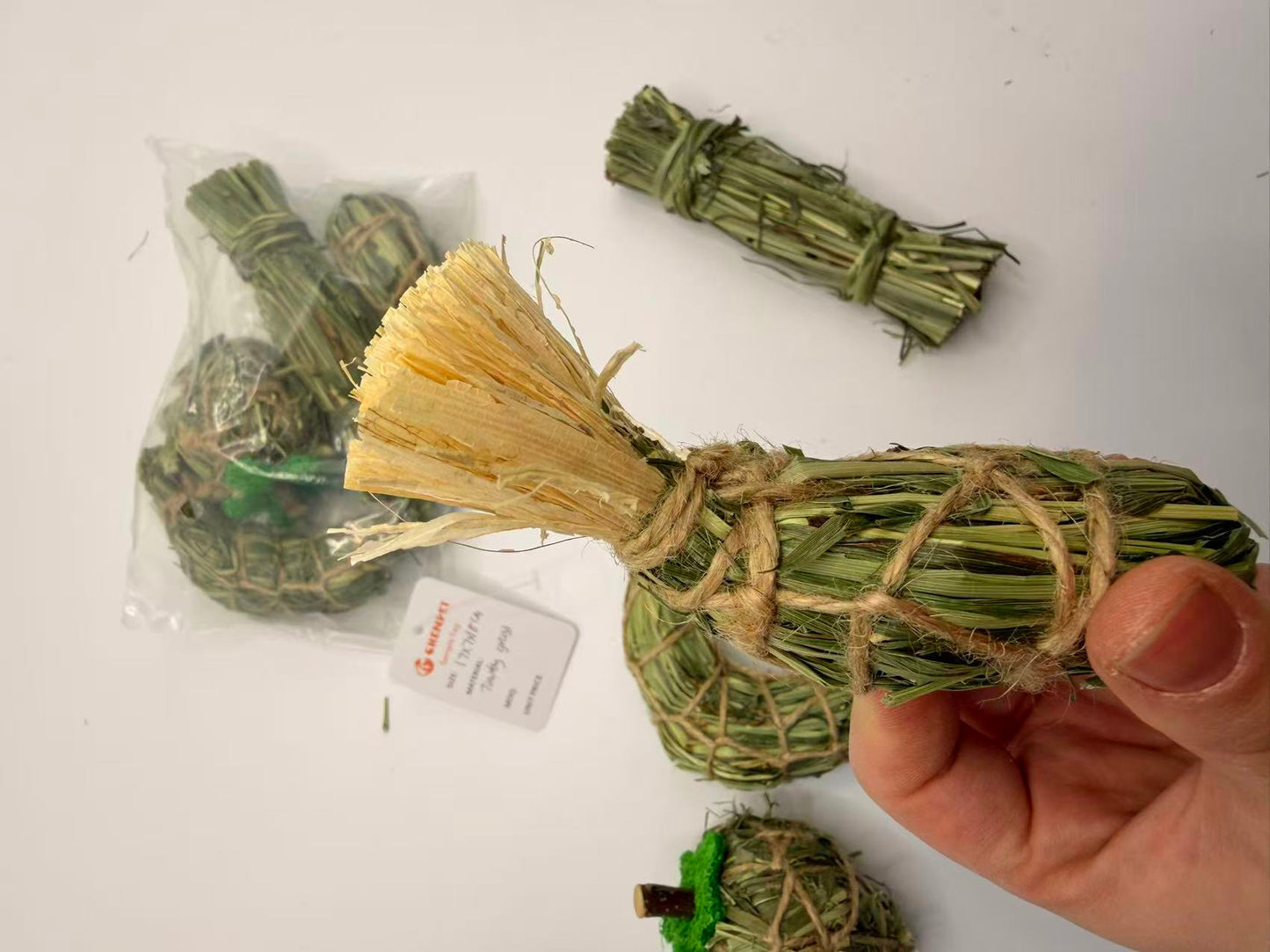 Chenpet Timothy Grass New Exclusive Design Small Pets Toys