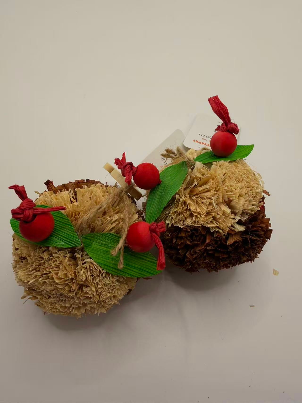 Chenpet Christmas Pudding Design Corn Husk Small Pets Toys