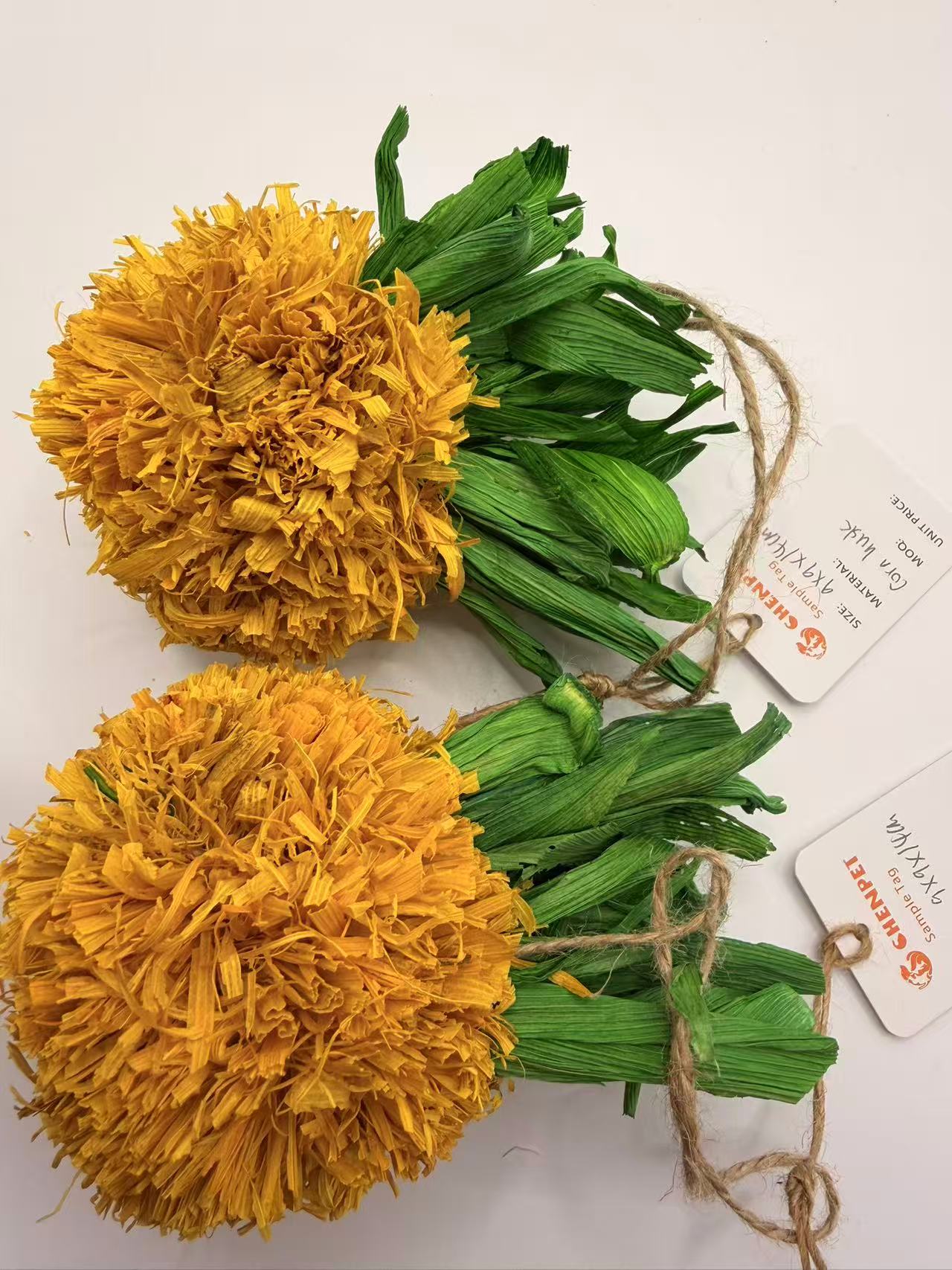 Chenpet Manufacturer Corn Husk Pineapple Design Small Pets Toys