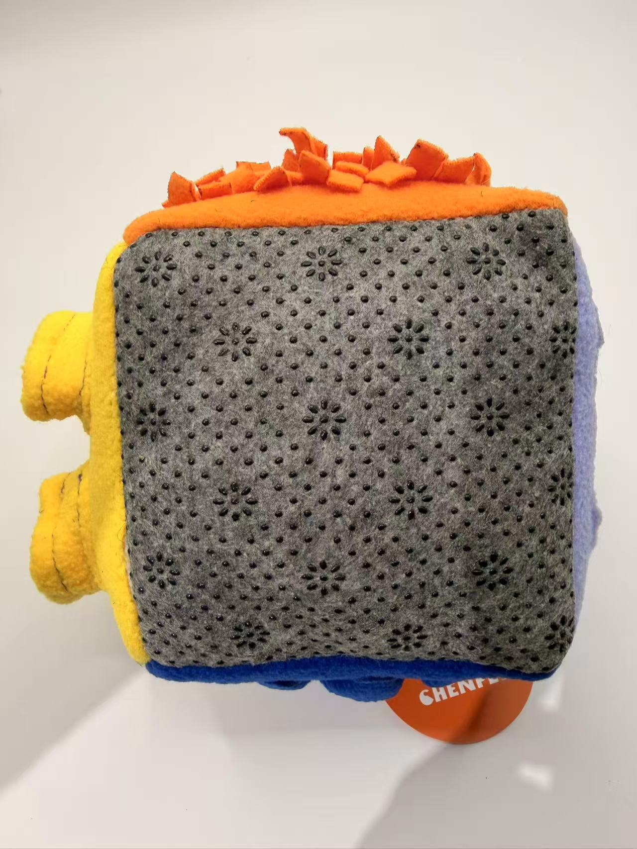Chenpet New Exclusive Square Pet Soft Snuffle Toys Pet Feeding Toys