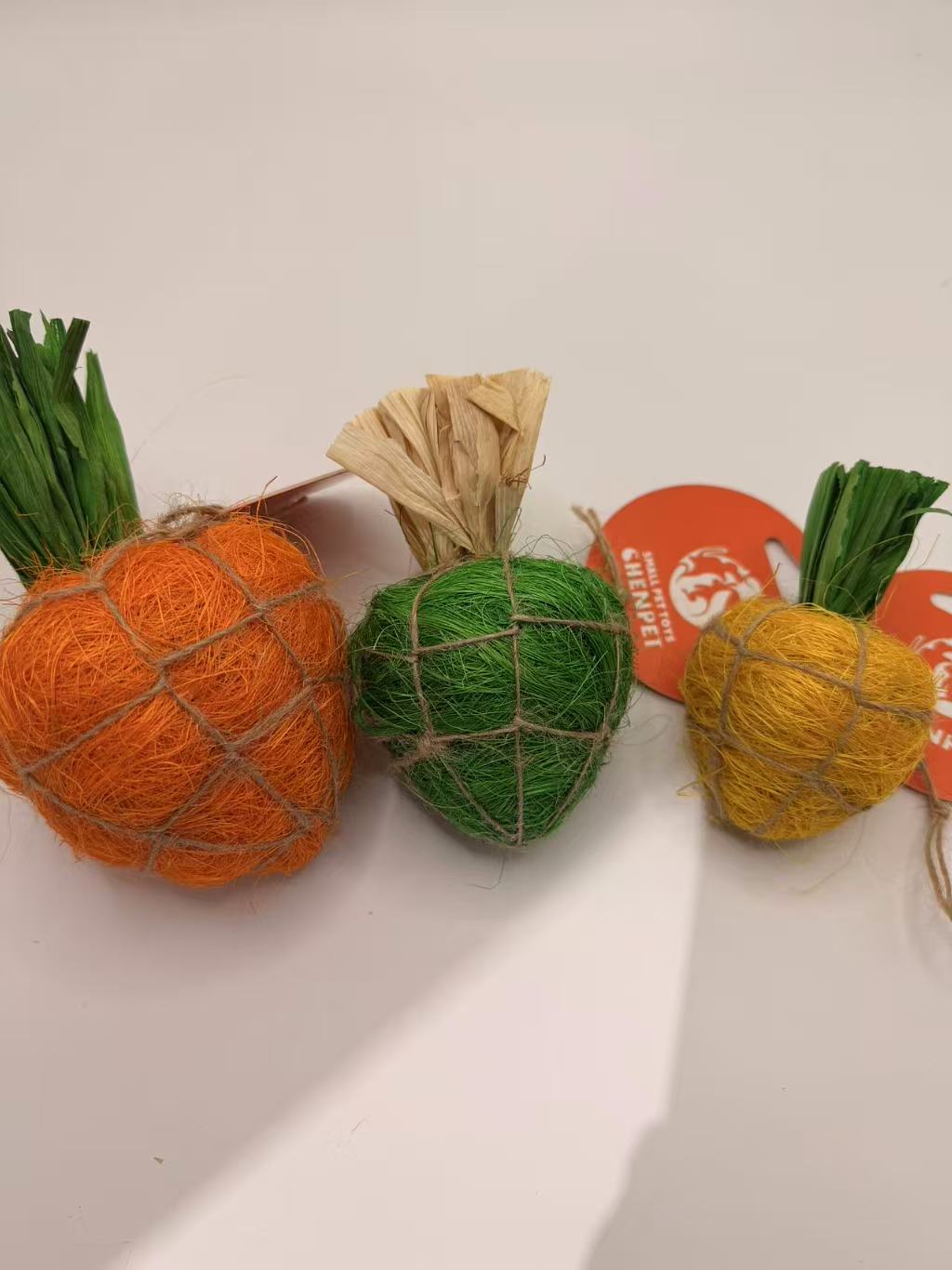 Chenpet New Exclusive Wholesale Natural Small Pets Toys