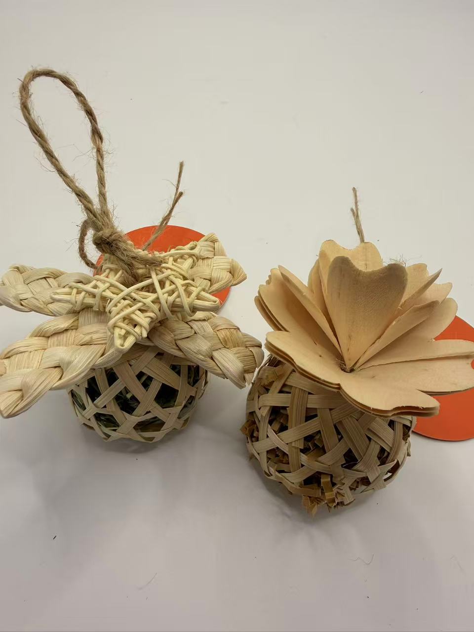Chenpet Natural Handmade Small Pets Play Chewing Toys