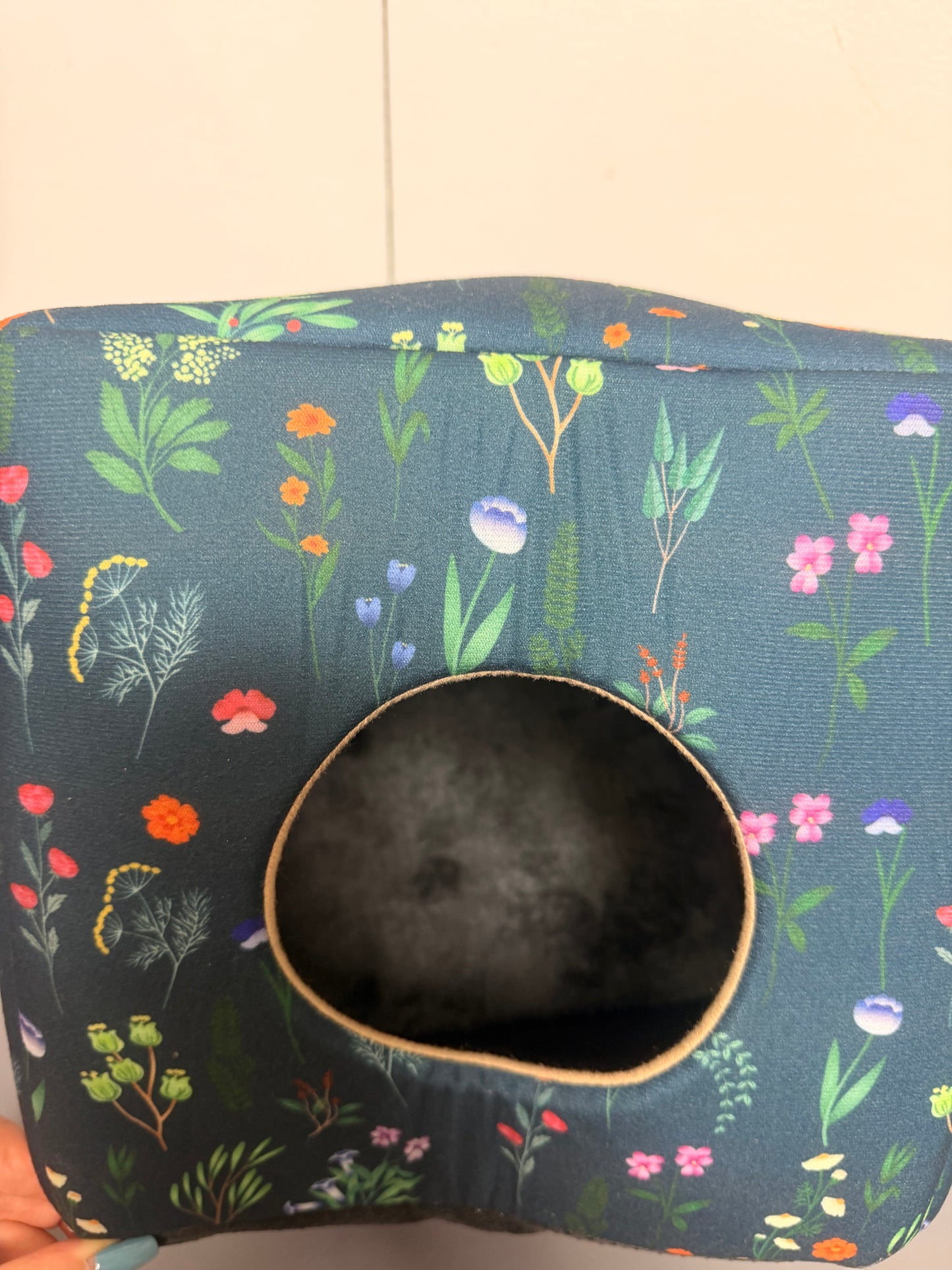 Chenpet New Design Hot Selling Small Pet Beds