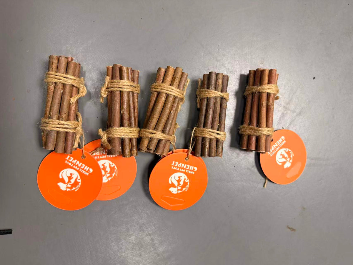 Chenpet Wholesale Amazing Quality Customized Willow Small Pet Toys & tunnels& tents