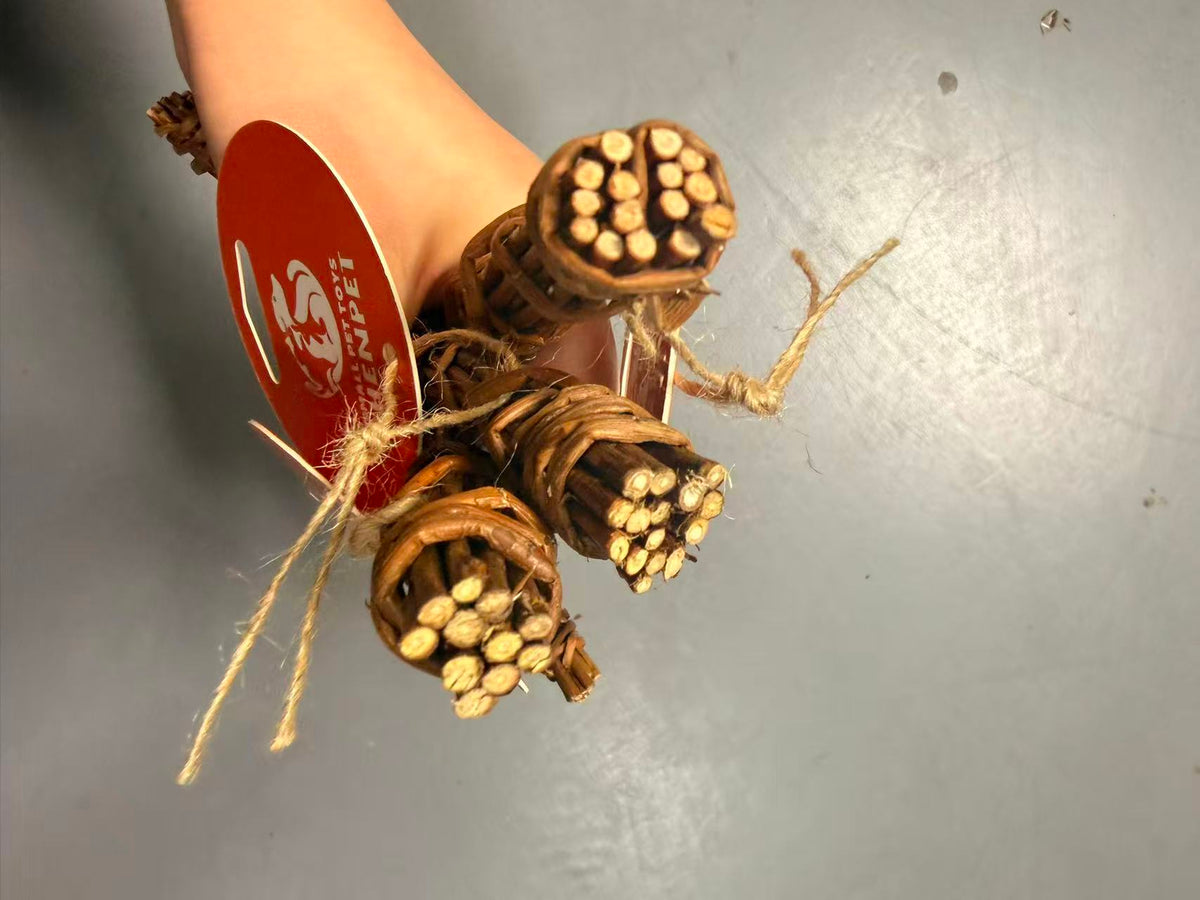 Chenpet Wholesale Amazing Quality Customized Willow Small Pet Toys & tunnels& tents