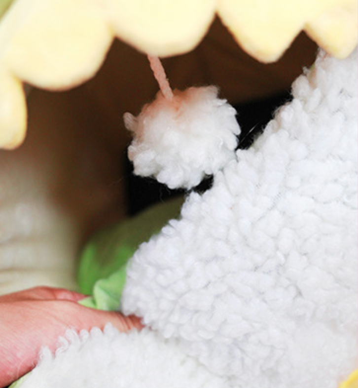 Chenpet Wholesale Cozy Plush Pet Bed Lovely Pet House
