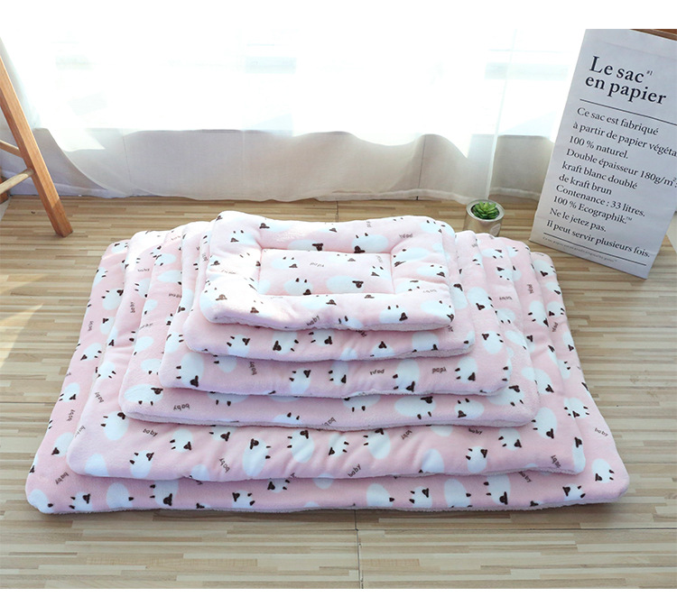 Chen Pet Wholesale Flannel Warm Pet Mat Multiple Size Customized Cats And Dog Mats