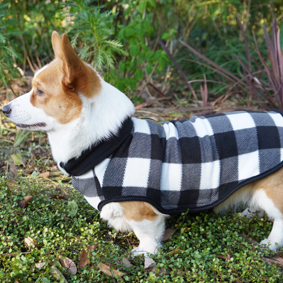 Chen Pet High Quality Pet Plaid Winter Apparel Dog Clothes