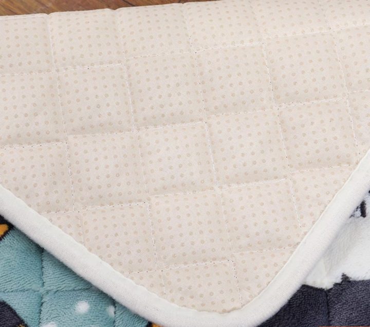 Chen Pet Durable Warm And Cozy Plush Pet Winter Mat